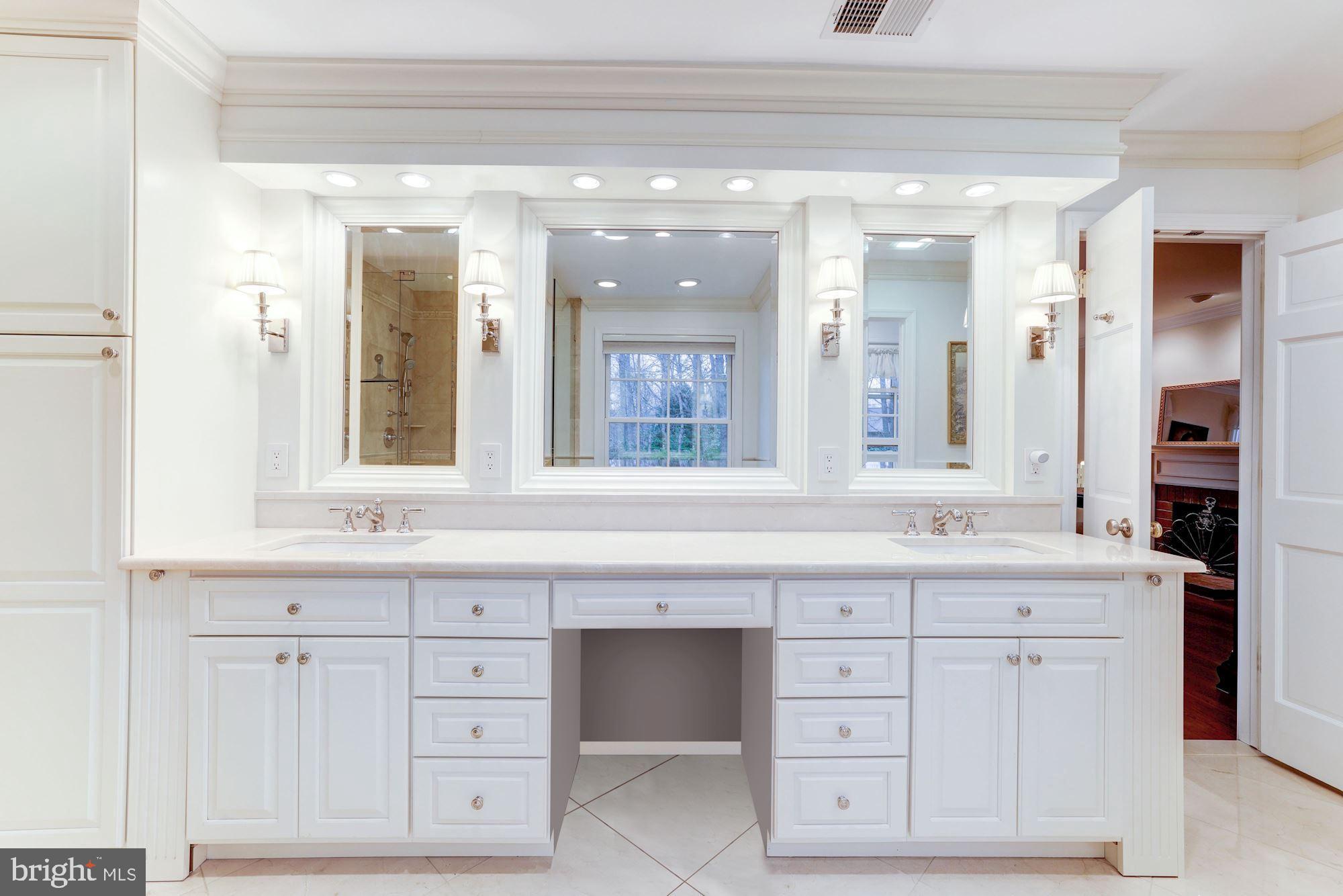 9025 Edgepark Road Vienna, VA 22182 - Photo 17 of 30 Gallery Image 17