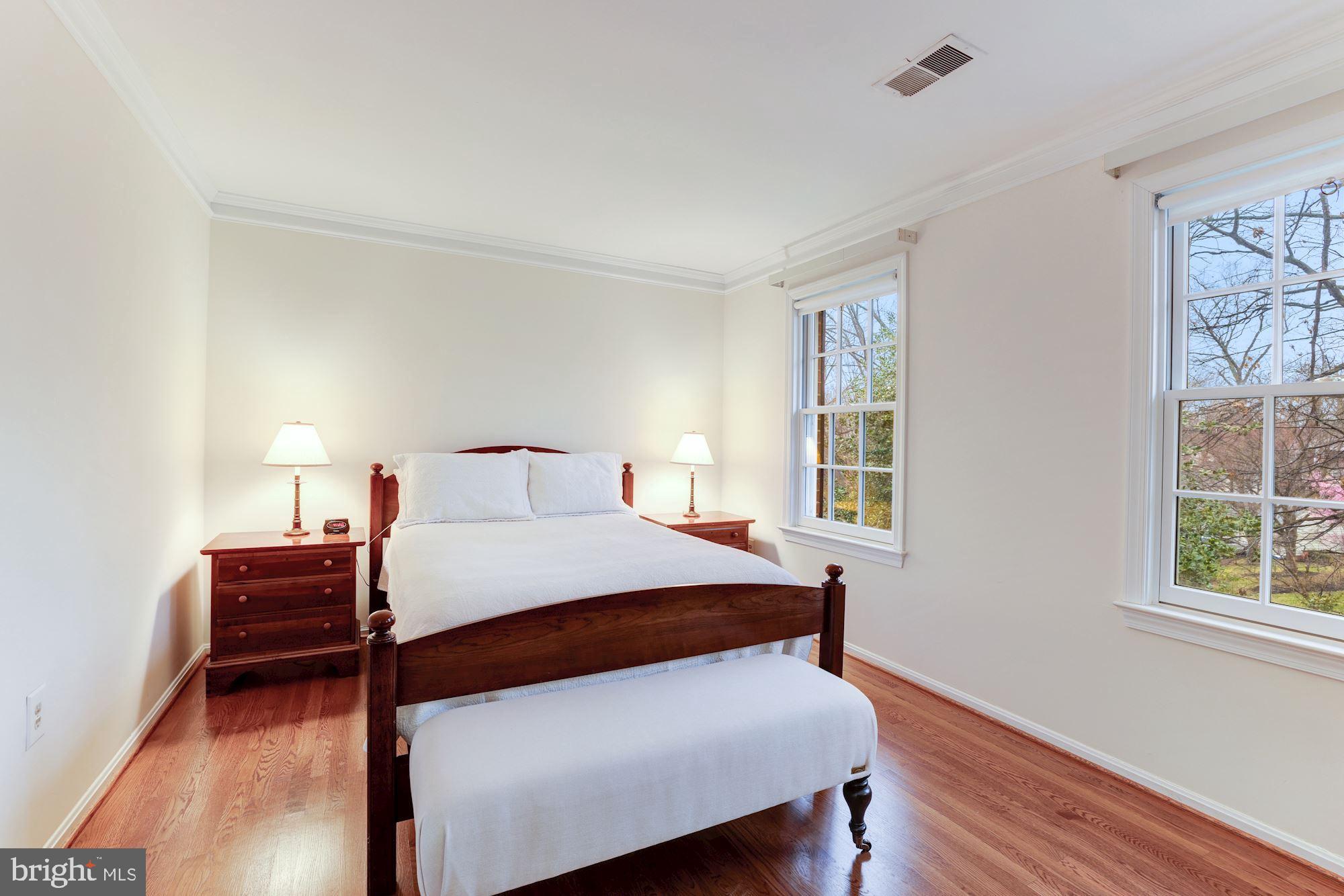 9025 Edgepark Road Vienna, VA 22182 - Photo 19 of 30 Gallery Image 19