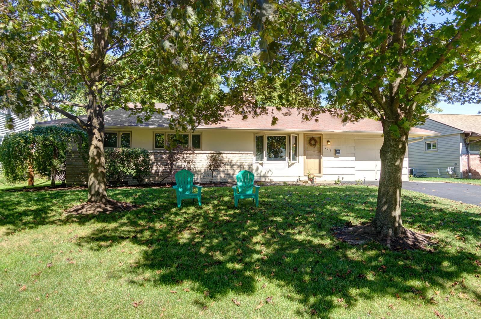2078 Milden Road Columbus, OH 43221 - Photo 2 of 27