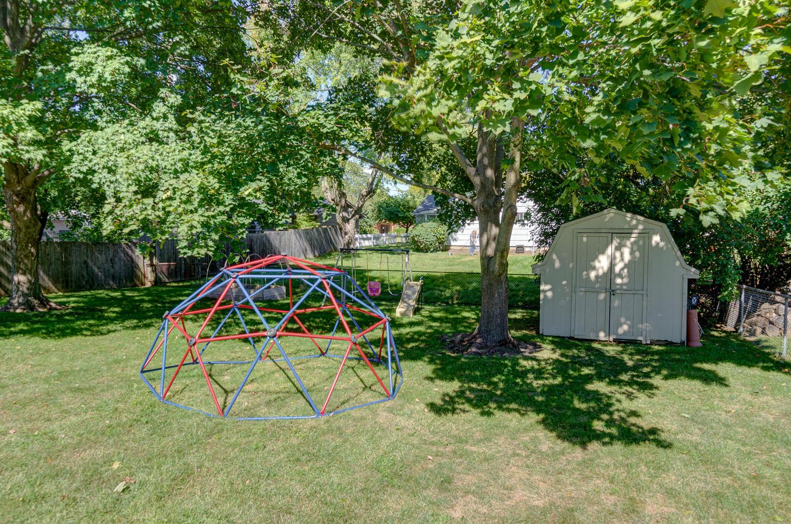 2078 Milden Road Columbus, OH 43221 - Photo 23 of 27
