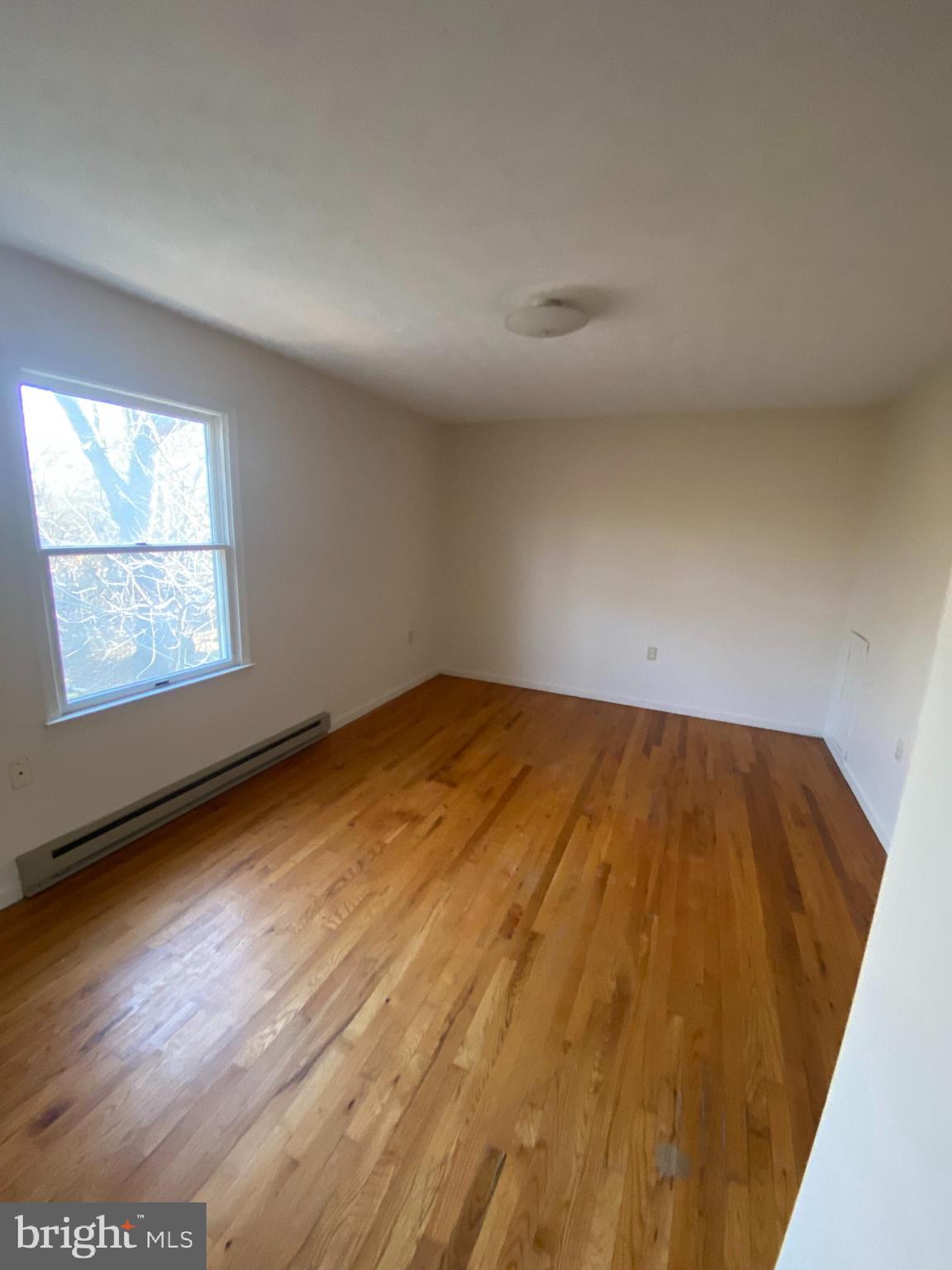 116 Cascade Circle Stephens City, VA 22655 - Photo 9 of 14 Primary Bedroom