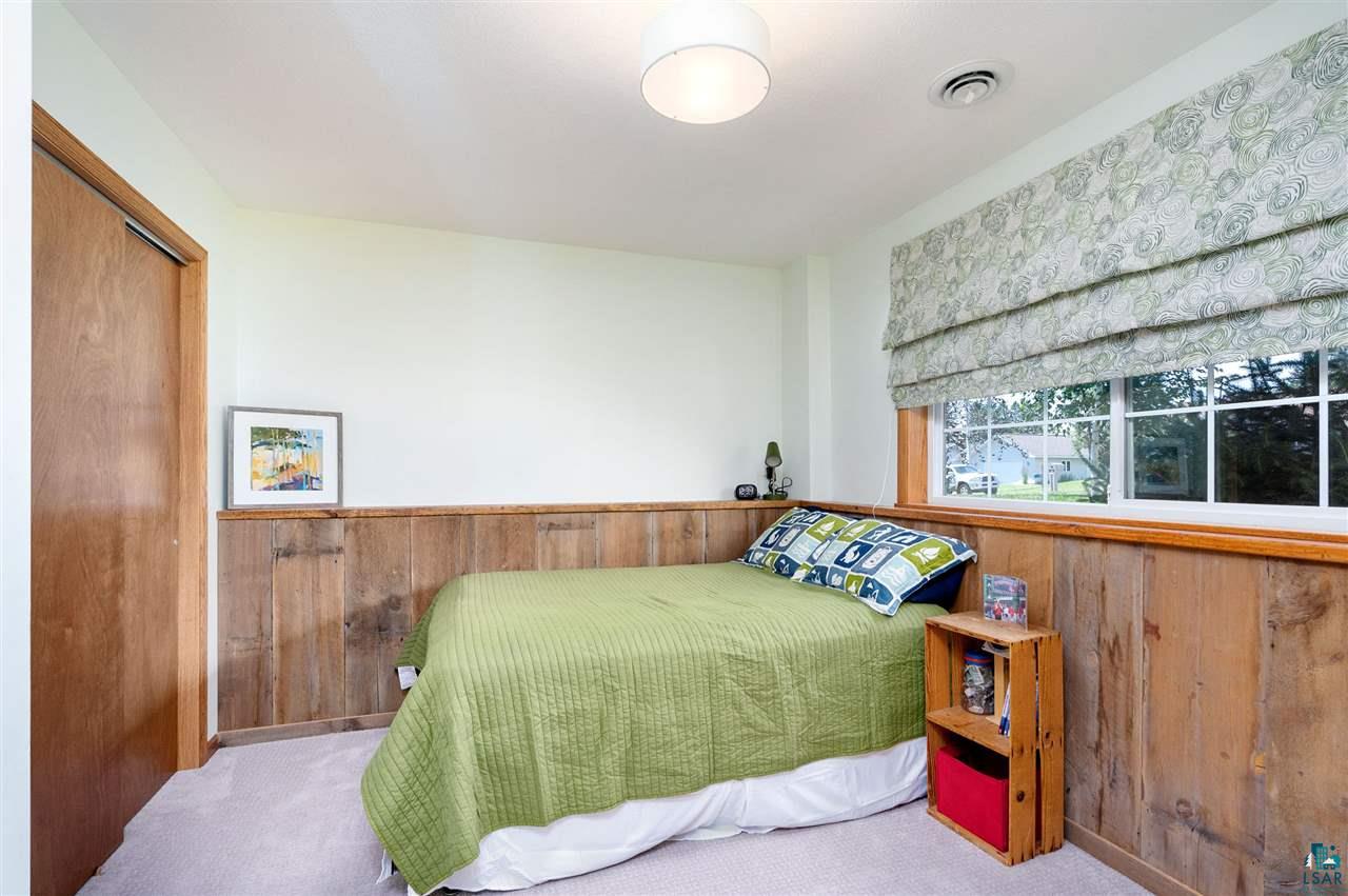 2304 Apple Ridge Drive Duluth, MN 55811 - Photo 19 of 28 Lower Level Bedroom