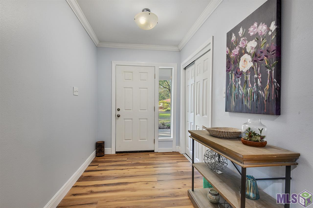 9152 Woodbine Street Baton Rouge, LA 70815 - Photo 2 of 14