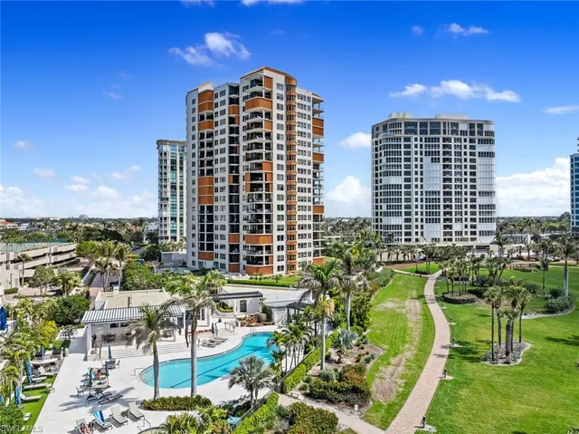 $1,700,000 | 4251 Gulf Shore Boulevard North, Unit 6A, Naples, FL 34103