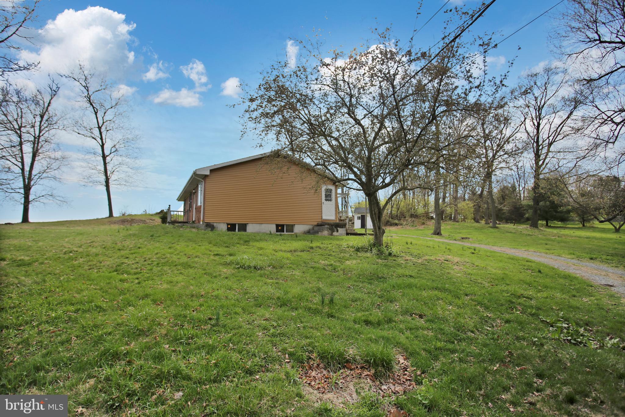 2117 Quarry Road Lebanon, PA 17046 - Photo 18 of 22 Gallery Image 18