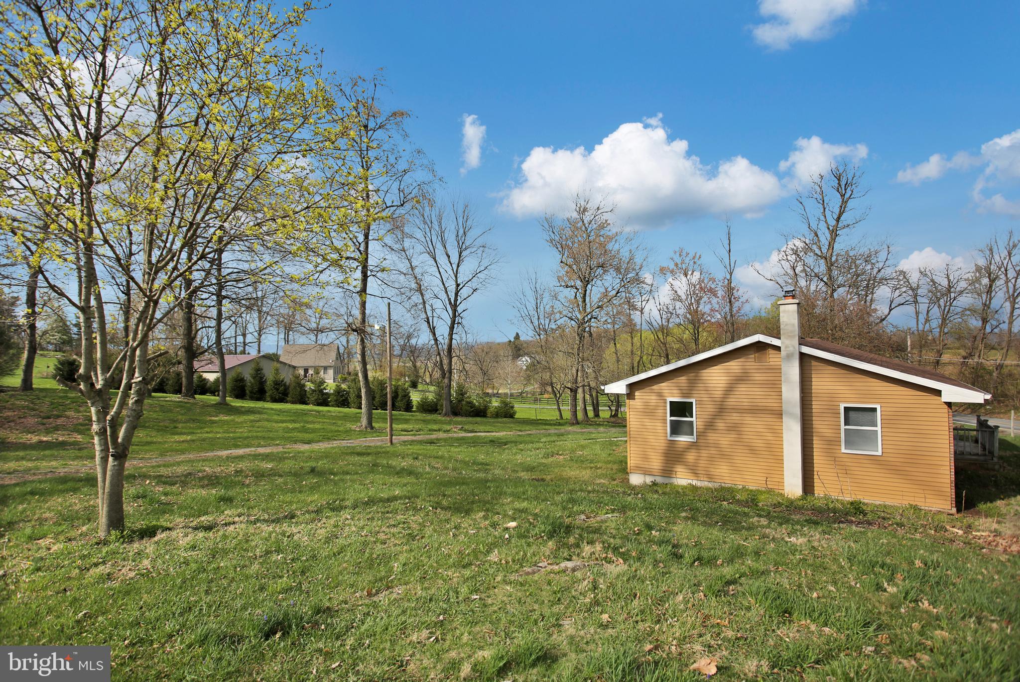 2117 Quarry Road Lebanon, PA 17046 - Photo 20 of 22 Gallery Image 20