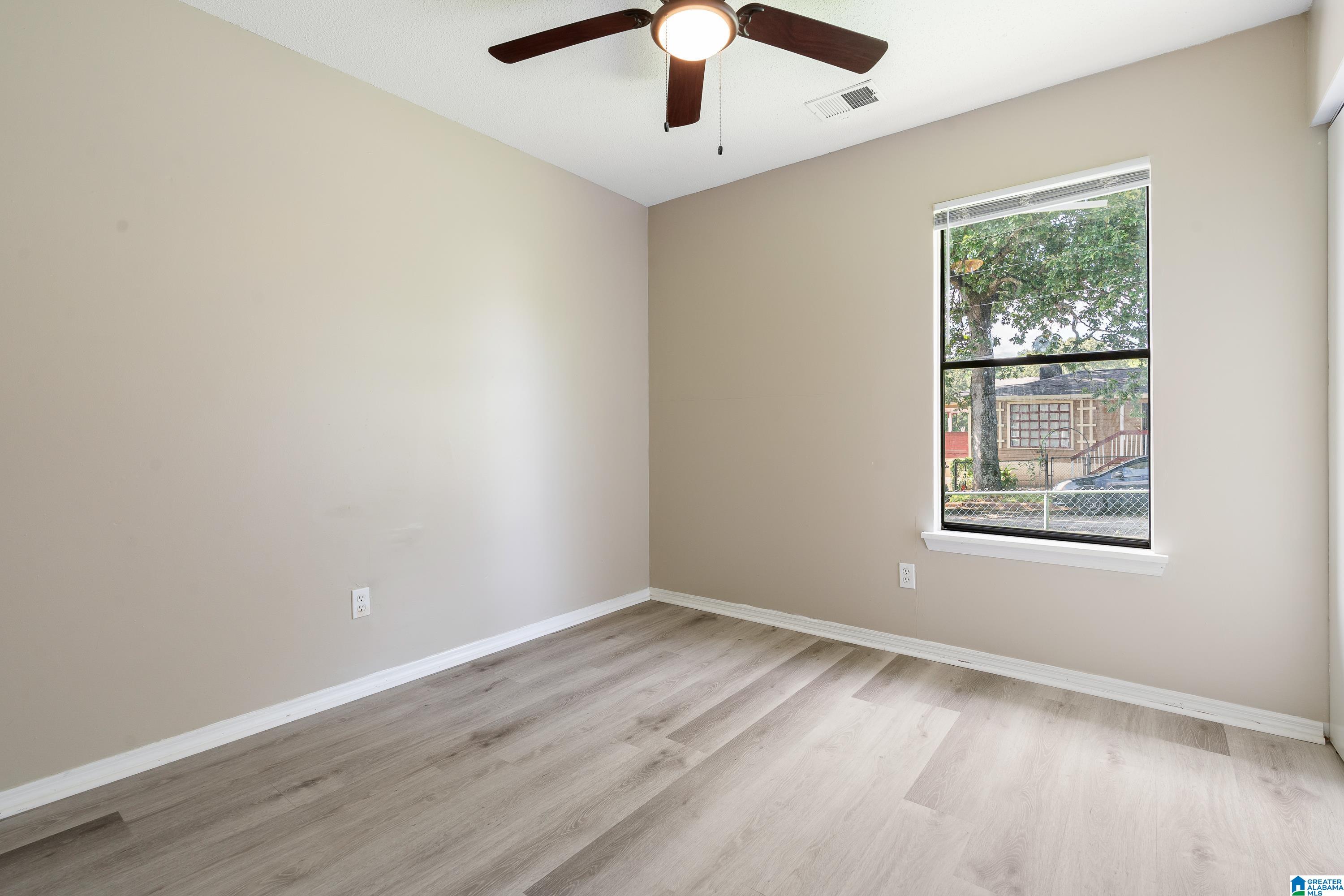 1920 Southwest 15th Way Birmingham, AL 35211 - Photo 17 of 23