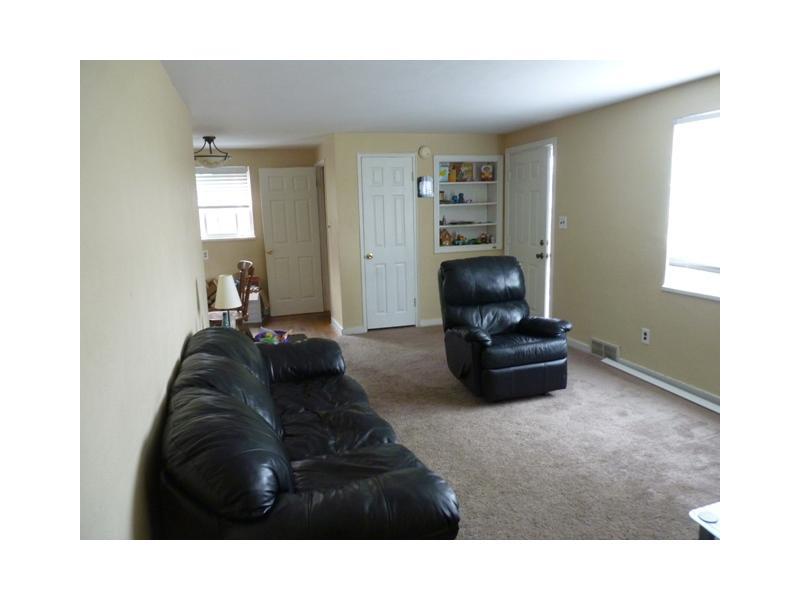 3703 Willett Road Baldwin, PA 15227 - Photo 3 of 6 Living Room.
