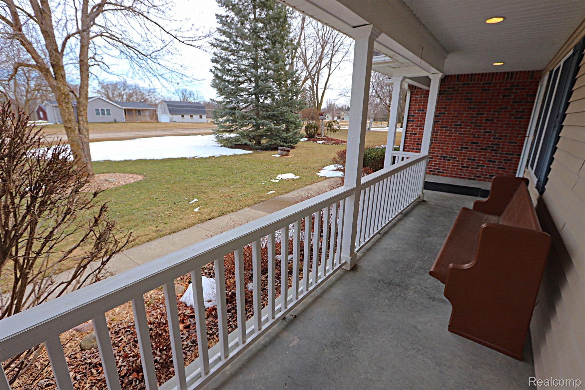 2489 North McKinley Road Flushing, MI 48433 - Photo 3 of 26 Gallery Image 3