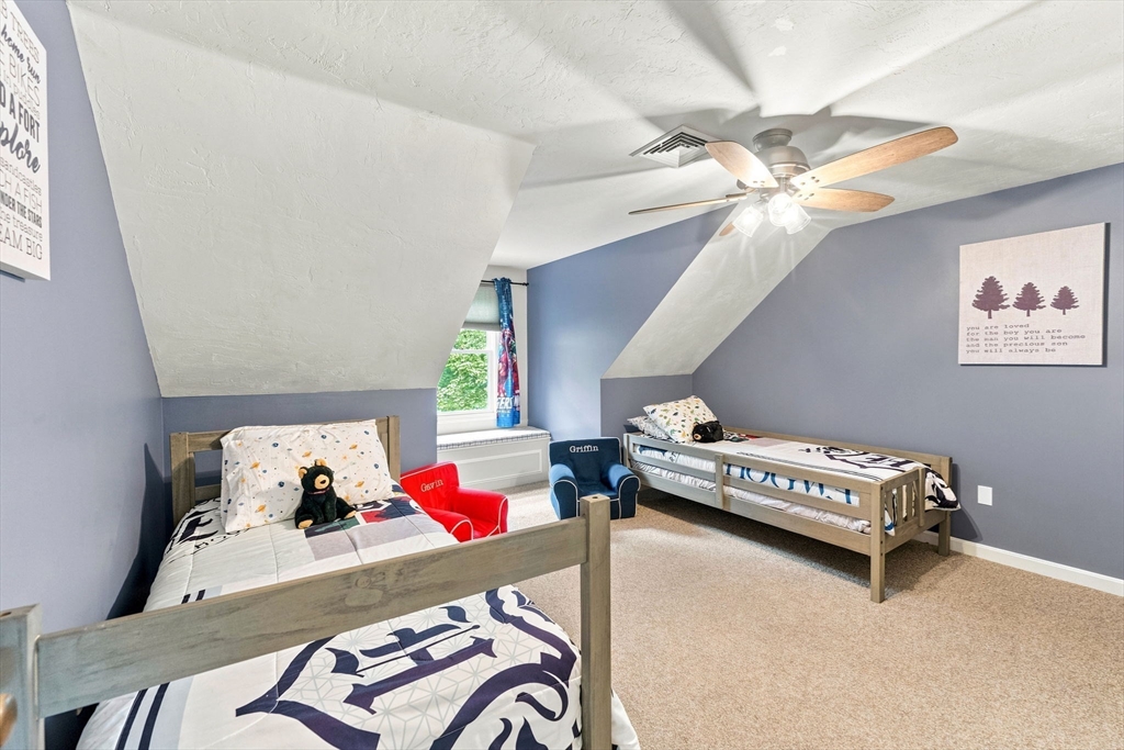 115 Sutton Road Webster, MA 01570 - Photo 19 of 42 Gallery Image 19