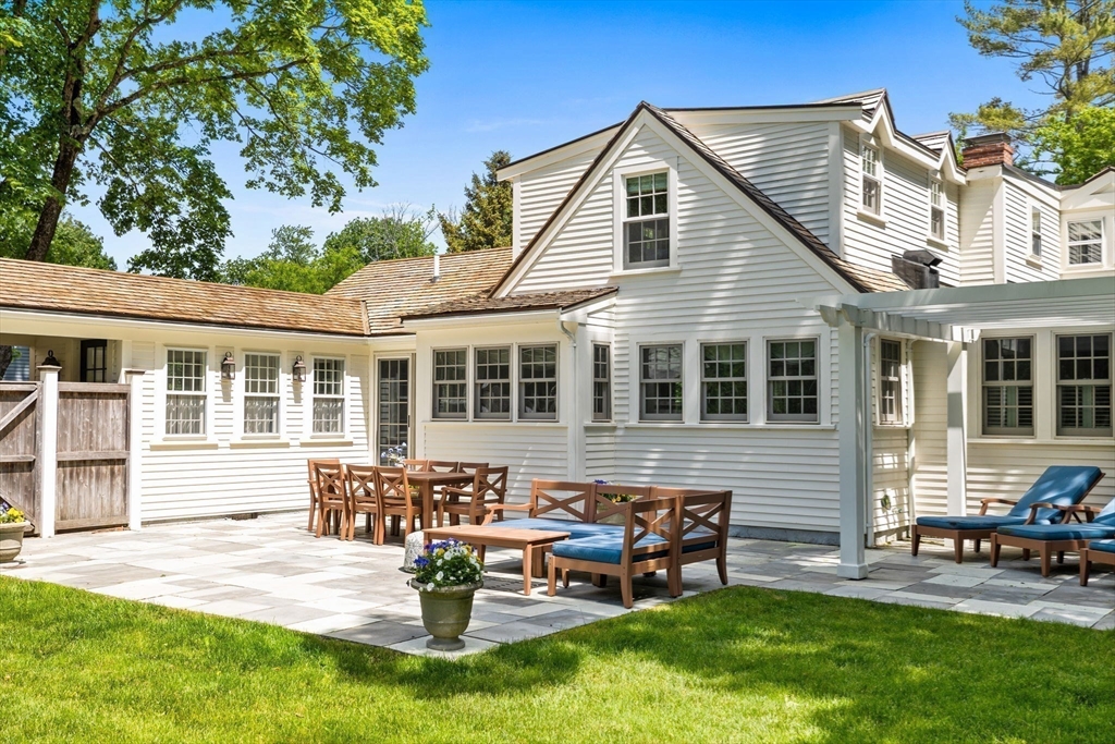 107 Leavitt Street Hingham, MA 02043 - Photo 20 of 24