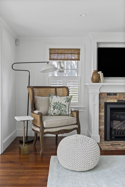 107 Leavitt Street Hingham, MA 02043 - Photo 7 of 24