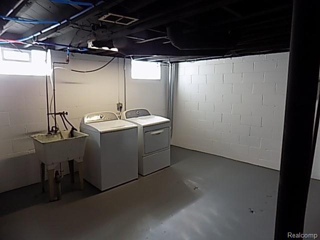 472 Roth Boulevard Clawson, MI 48017 - Photo 23 of 23 DSCN1538.JPG