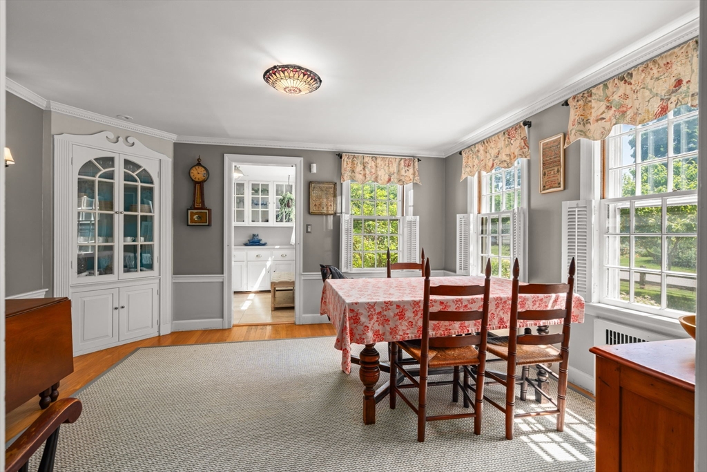 31 Old Farm Road Dedham, MA 02026 - Photo 13 of 39