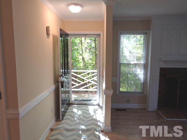 4538 Hamptonshire Drive Raleigh, NC 27613 - Photo 5 of 17 Gallery Image 5