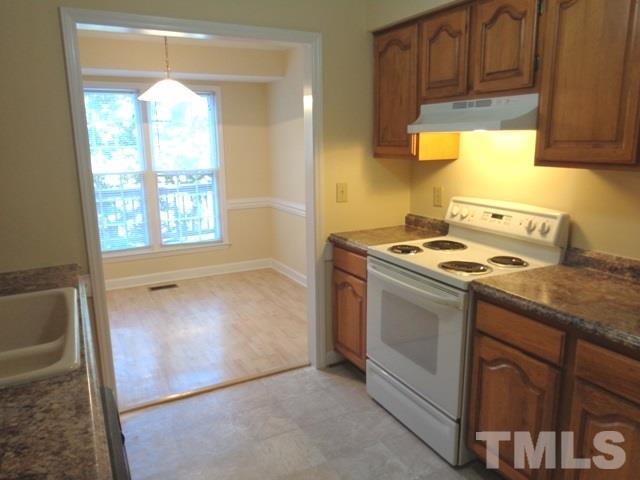 4538 Hamptonshire Drive Raleigh, NC 27613 - Photo 9 of 17 Gallery Image 9