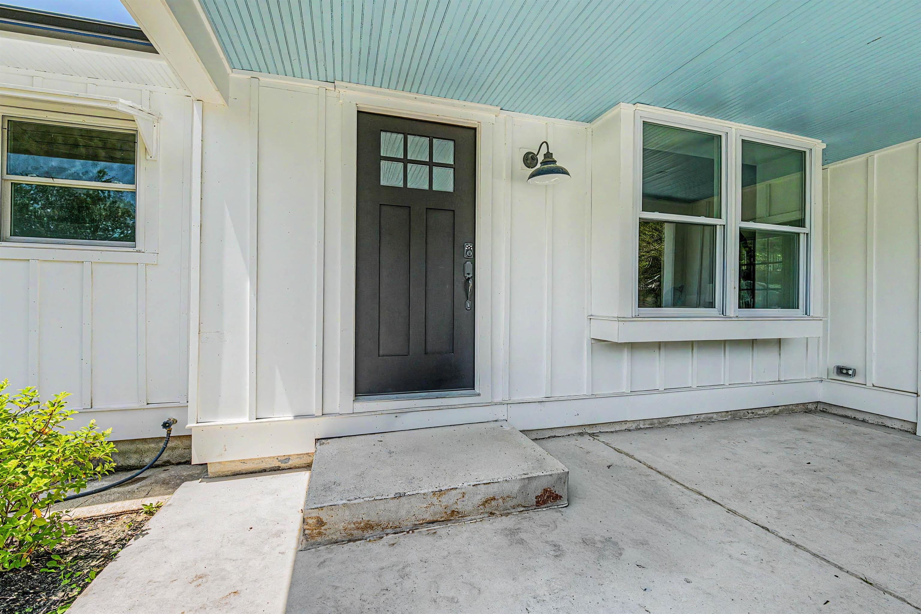 7 Violet Lane Somers Point, NJ 08244 - Photo 2 of 30