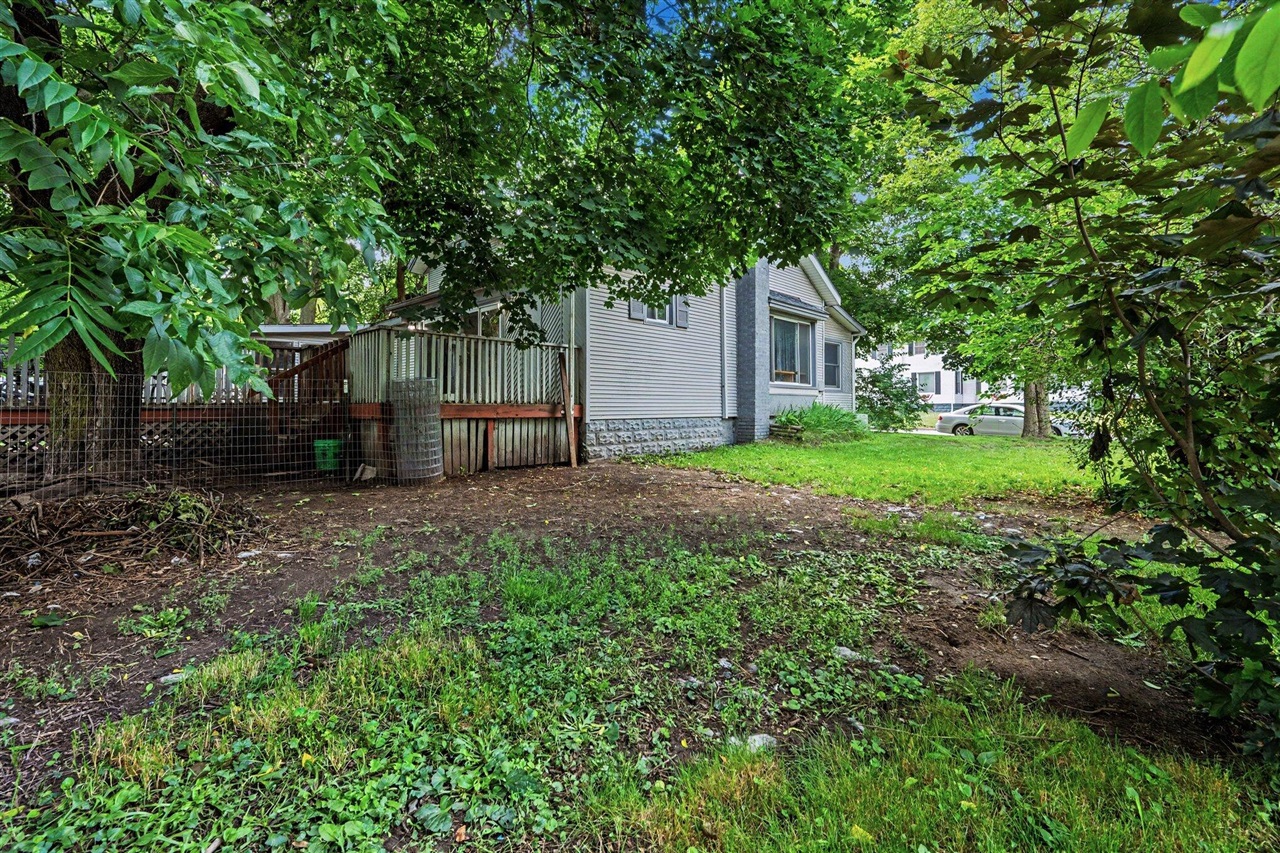 402 West Broadway Street Three Rivers, MI 49093 - Photo 24 of 30