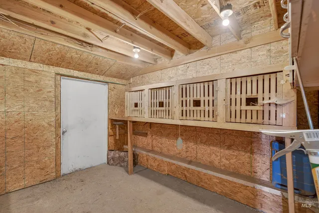 $500,000 | 1585 Woodside Road, Winchester, ID 83555