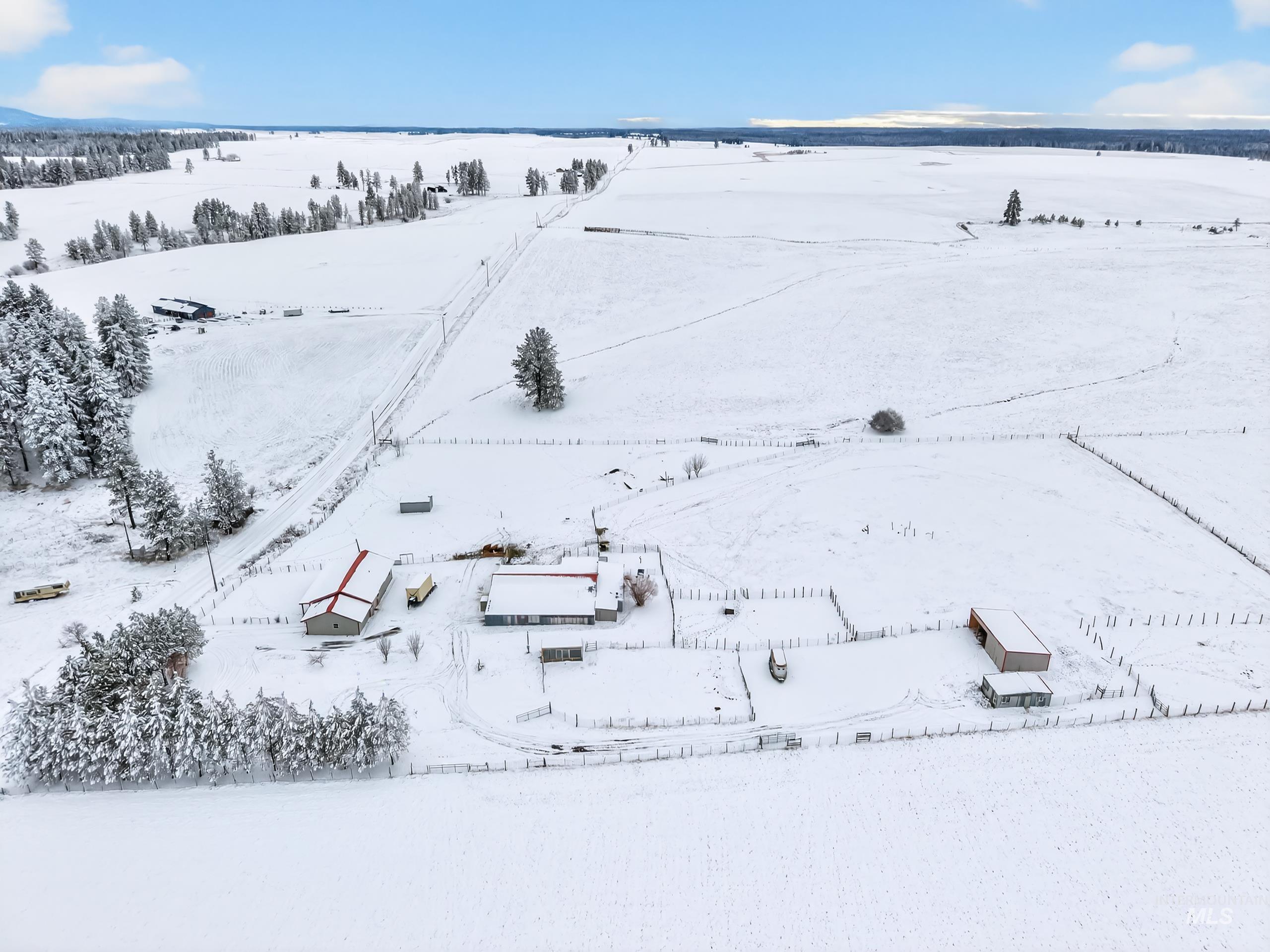 1585 Woodside Road Winchester, ID 83555 - Photo 46 of 47 View of snowy aerial view
