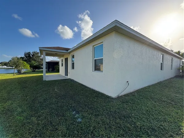$2,200 | 101 Elena Drive, Sebastian, FL 32958