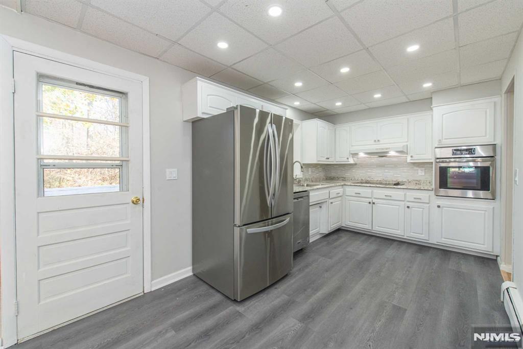 200 Conklintown Road Ringwood, NJ 07456 - Photo 3 of 27