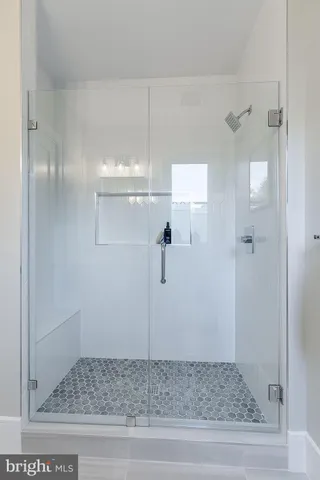 $2,850,000 | 4102 18th Road North, Arlington, VA 22207