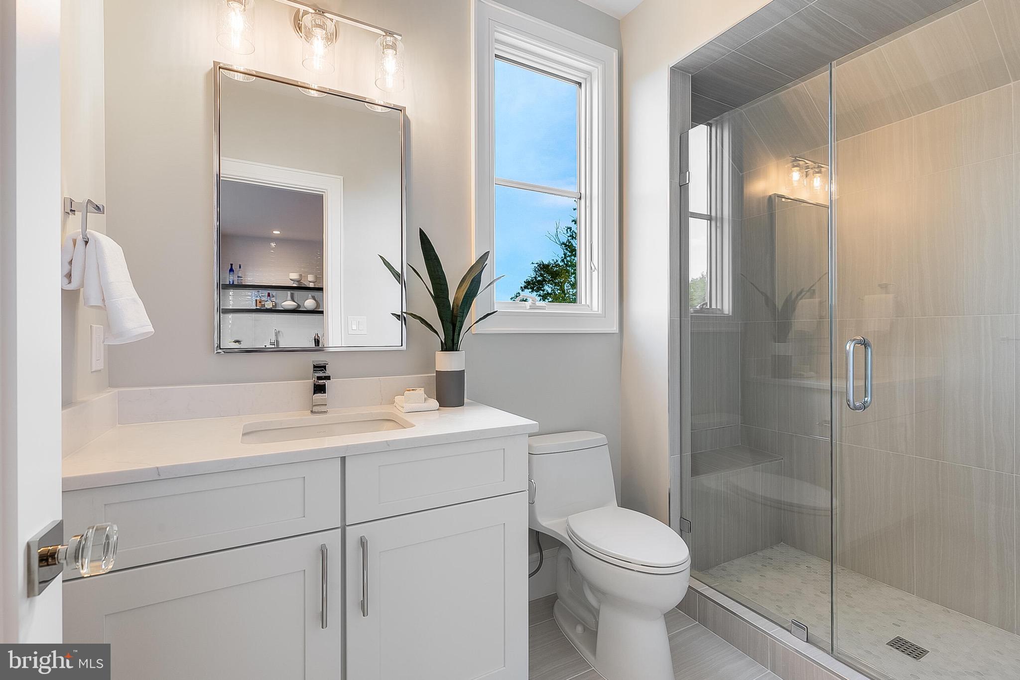 4102 18th Road North Arlington, VA 22207 - Photo 56 of 74 Loft level bath