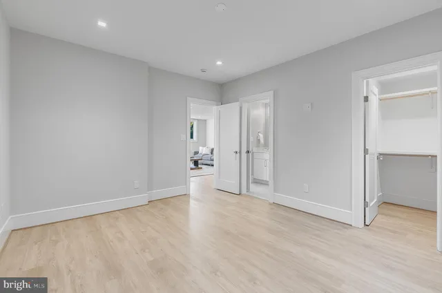 $2,850,000 | 4102 18th Road North, Arlington, VA 22207