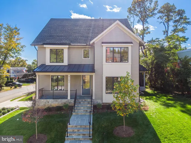 $2,850,000 | 4102 18th Road North, Arlington, VA 22207