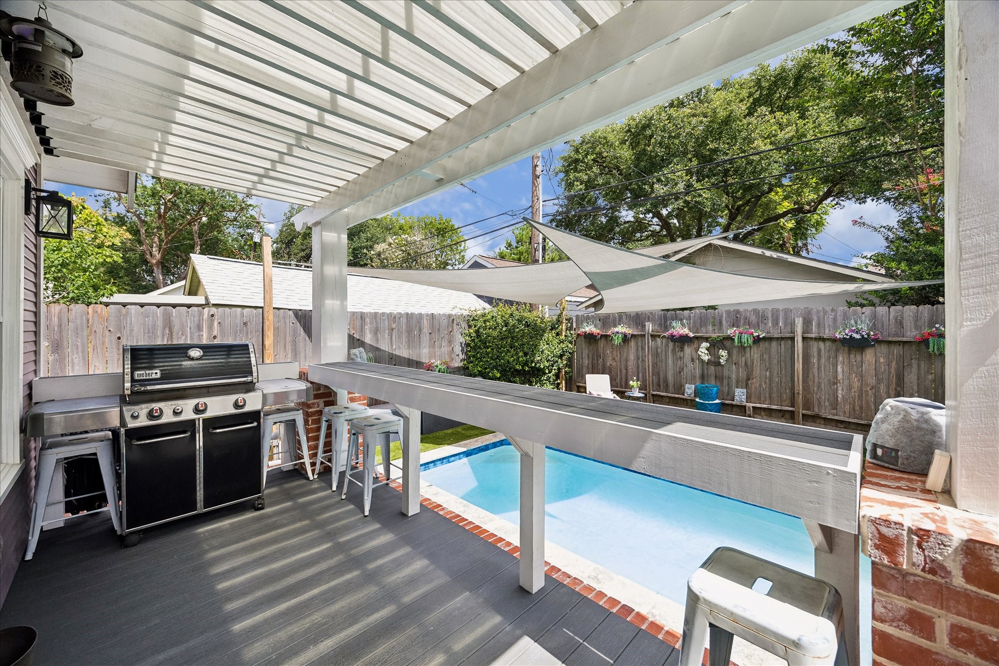 1019 East 14th Street Houston, TX 77009 - Photo 24 of 34 a outdoor space with chairs