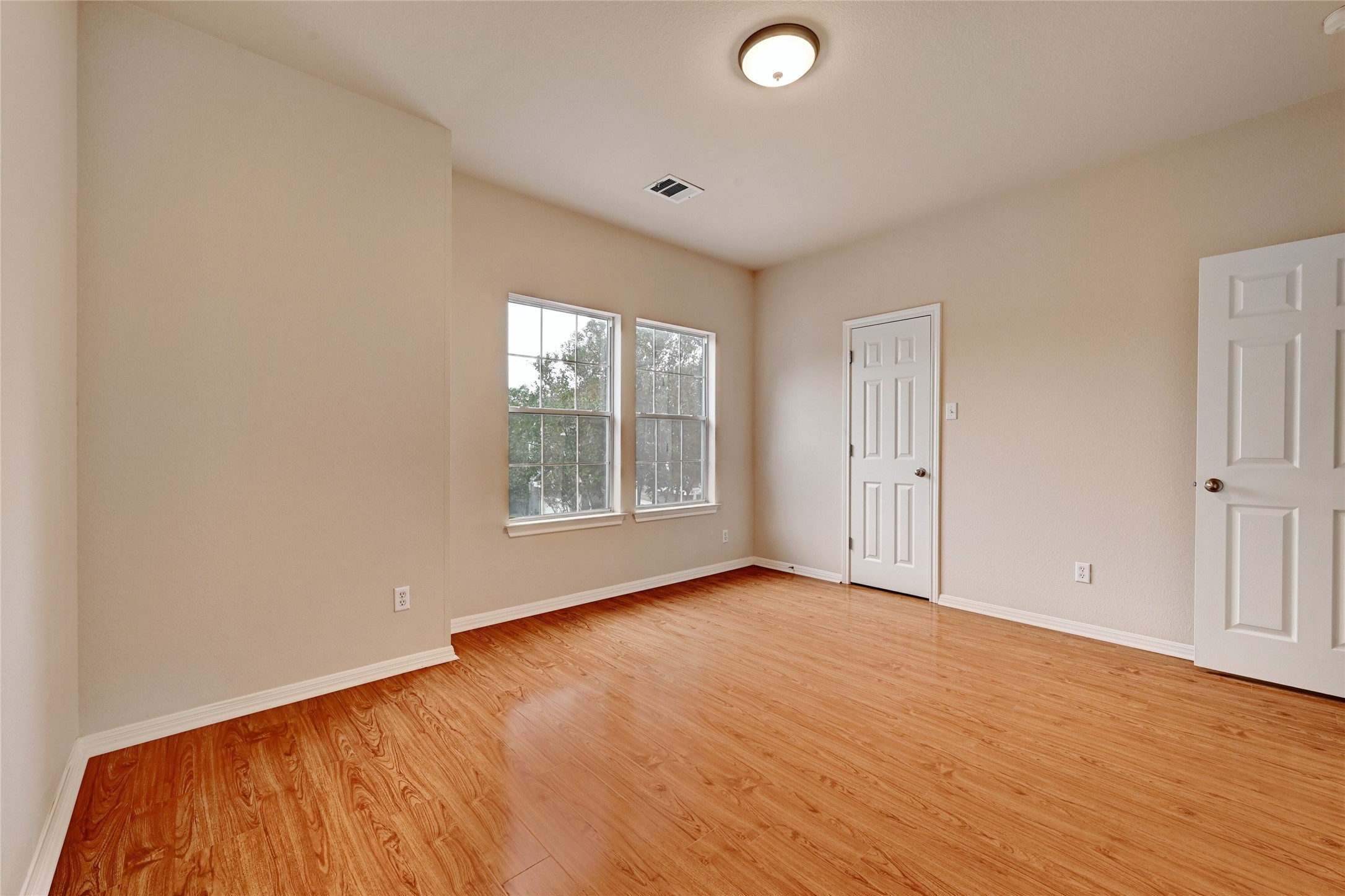 411 West St Elmo Road, Unit 34 Austin, TX 78745 - Photo 23 of 34