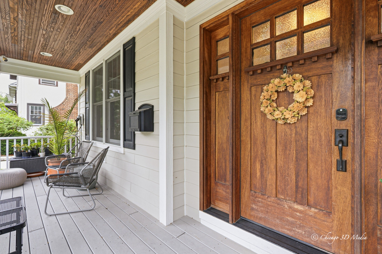 306 17th Street Wilmette, IL 60091 - Photo 6 of 48 a view of porch with a furniture