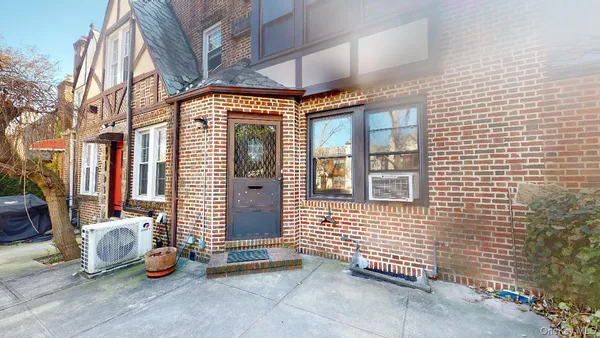$6,000 | 68-24 Juno Street | Forest Hills