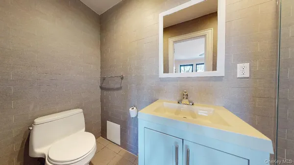 $6,000 | 68-24 Juno Street | Forest Hills