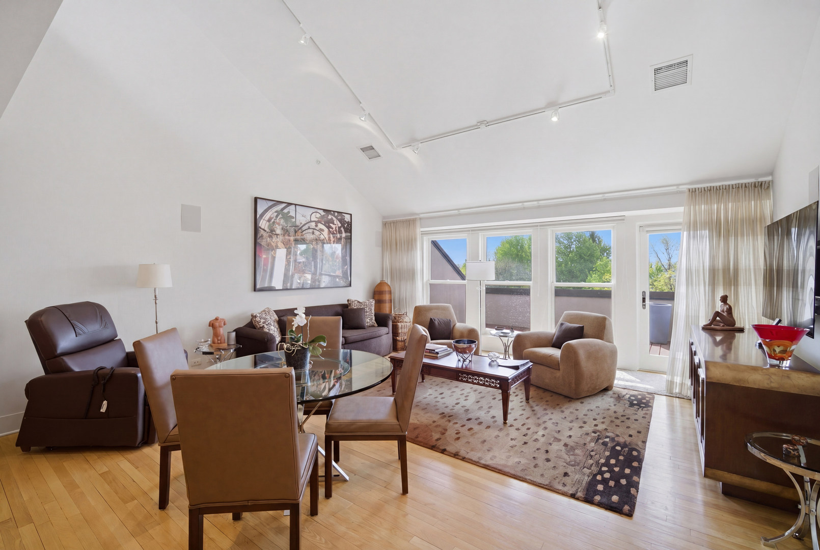 260 Whistler Road, Unit 2BC Highland Park, IL 60035 - Photo 5 of 30