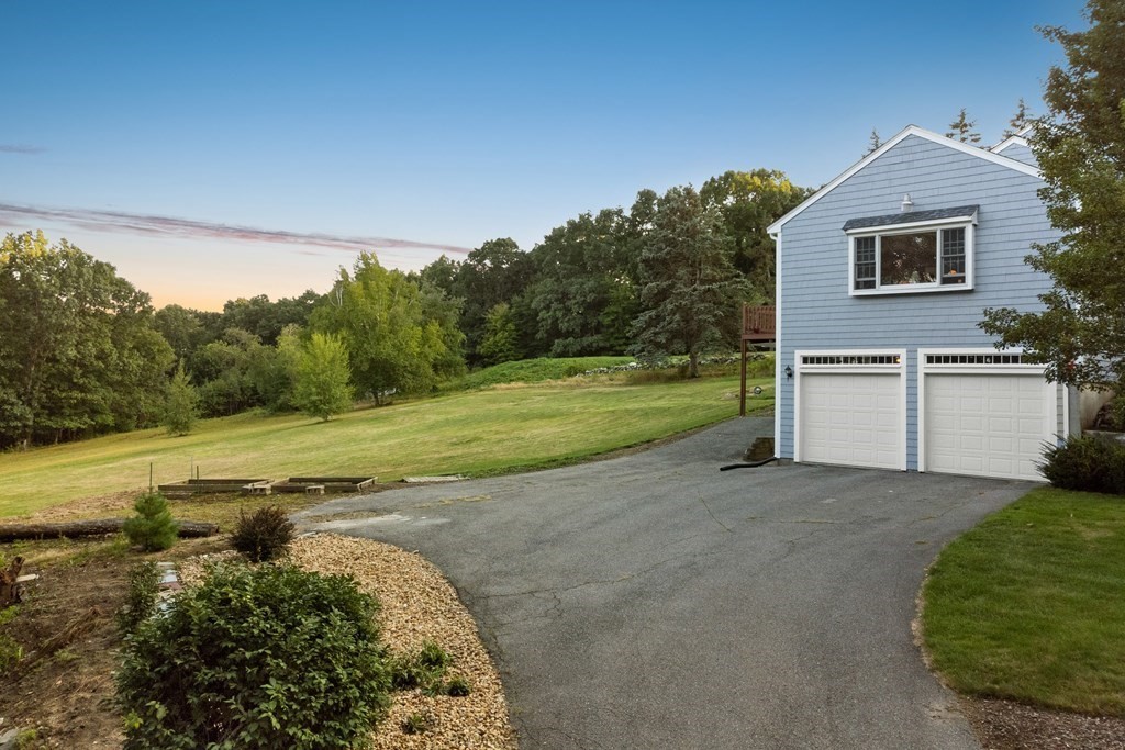 77 Slough Road Harvard, MA 01451 - Photo 4 of 36