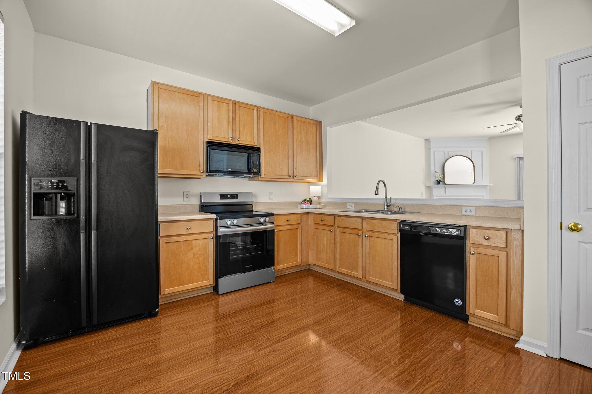 8151 Rhiannon Road Raleigh, NC 27613 - Photo 13 of 40 13-web-or-mls-IMG_1616