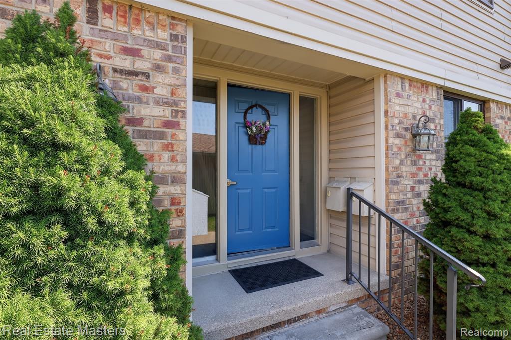 1700 River Road, Unit 8 Marysville, MI 48040 - Photo 1 of 31
