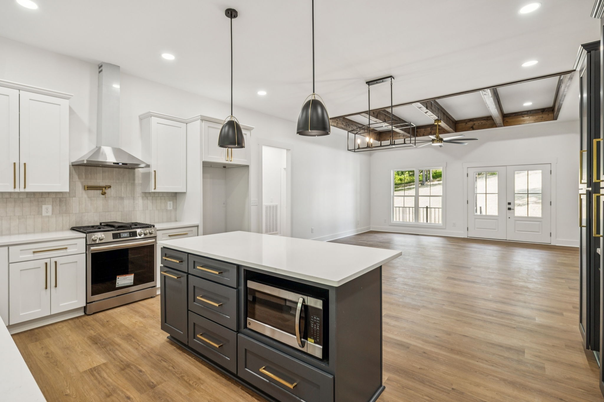 304 Cherokee Drive White Bluff, TN 37187 - Photo 5 of 29