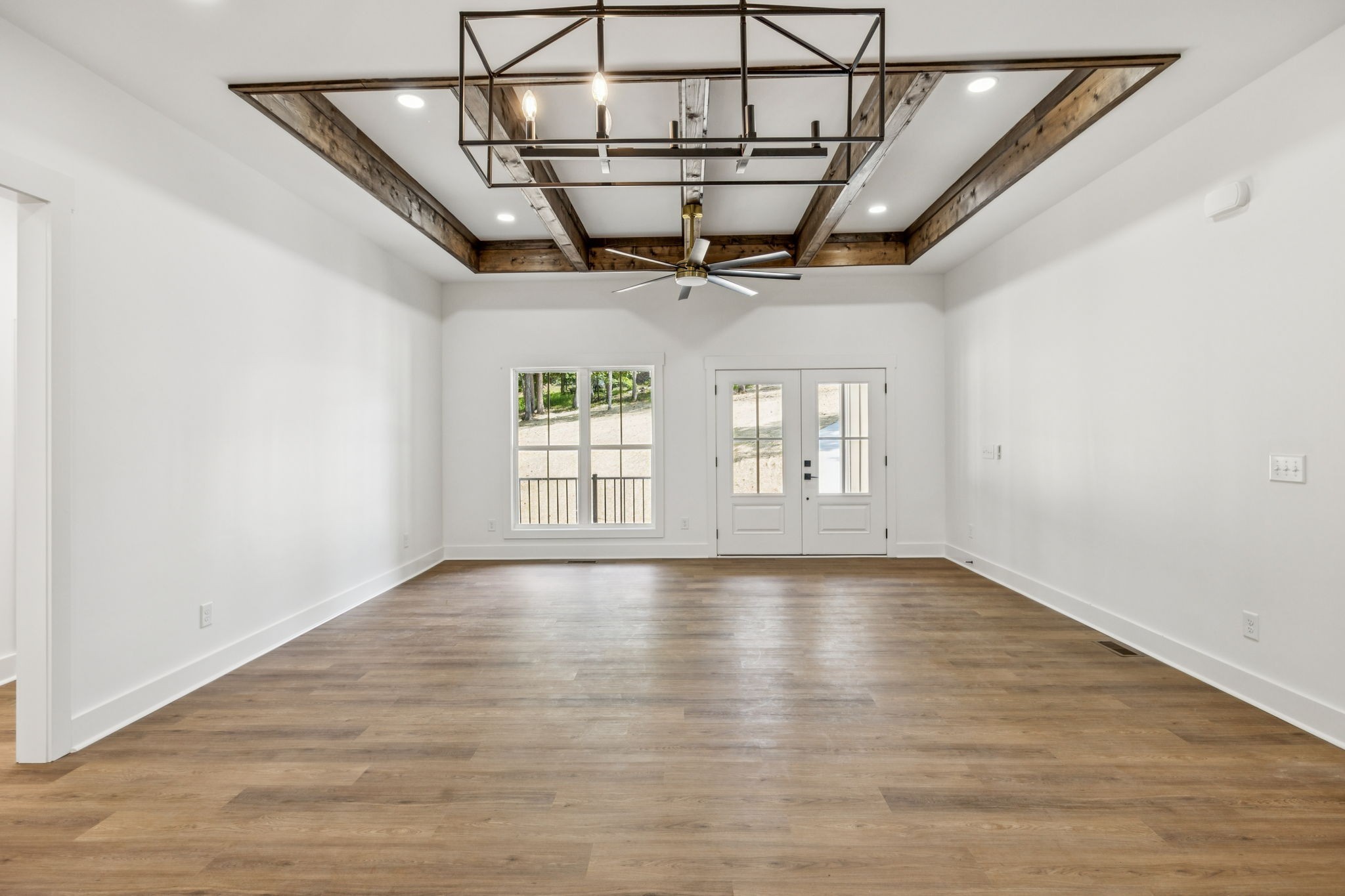 304 Cherokee Drive White Bluff, TN 37187 - Photo 6 of 29