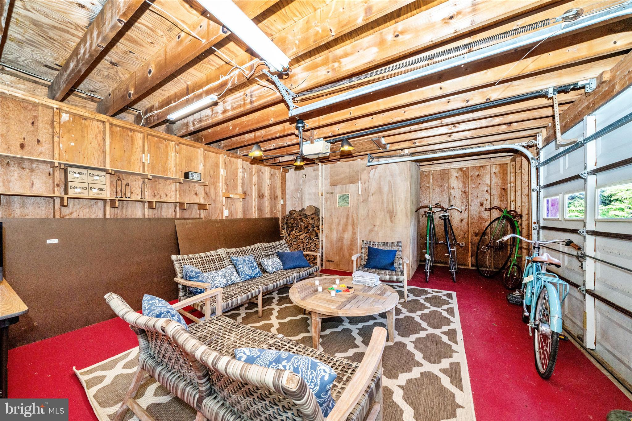 9237 Frostown Road Middletown, MD 21769 - Photo 75 of 113 It's a lounge area ....
