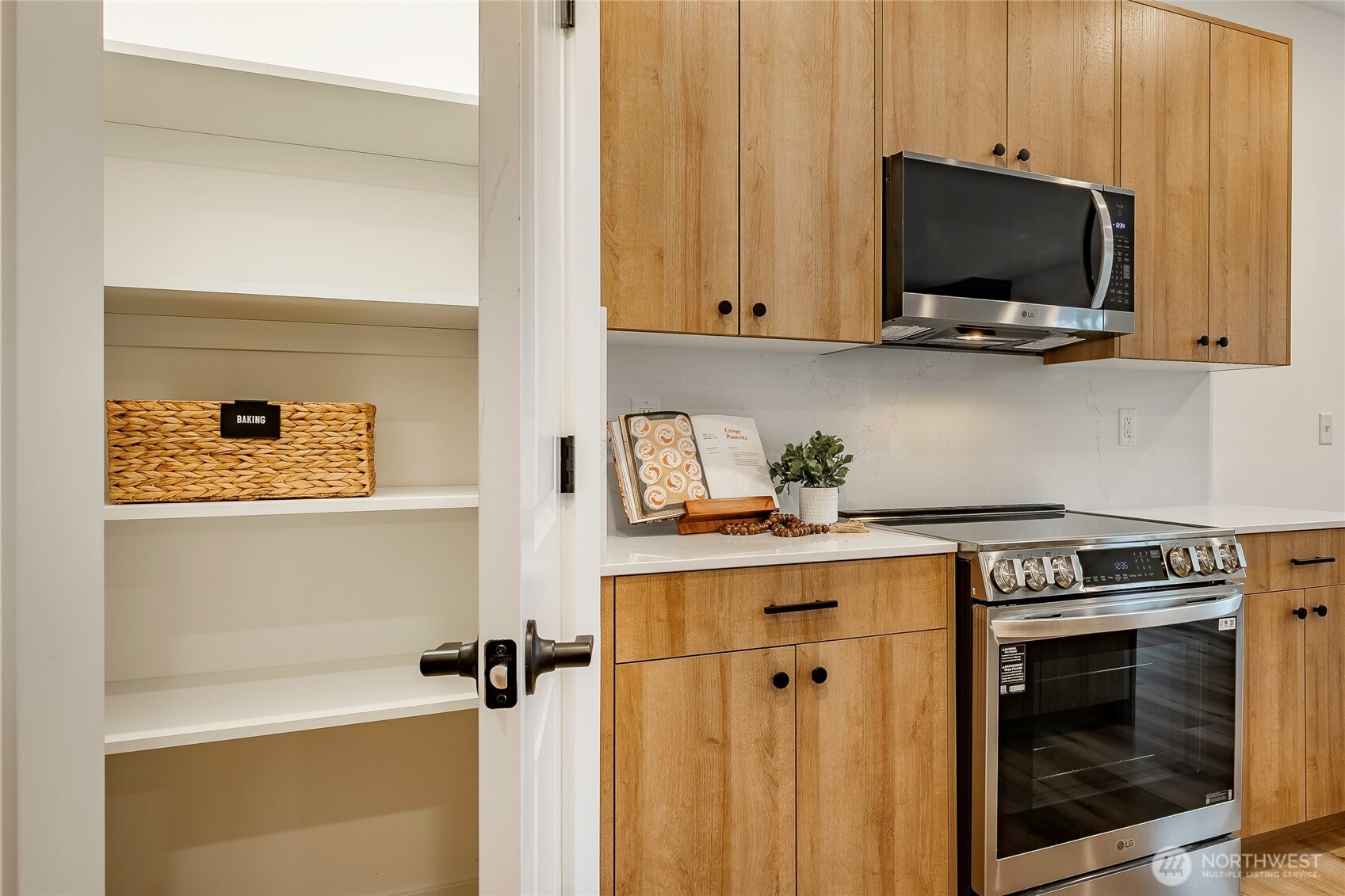 2999 Cedar View Road Blaine, WA 98230 - Photo 13 of 37