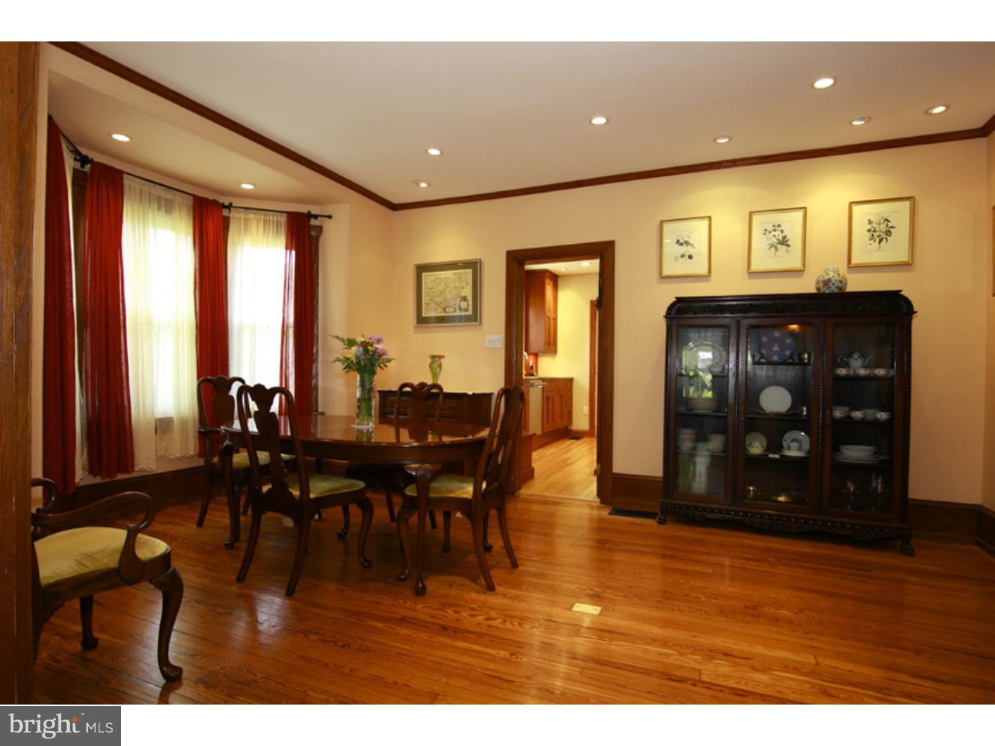6704 Cresheim Road Philadelphia, PA 19119 - Photo 6 of 25 Dining Room