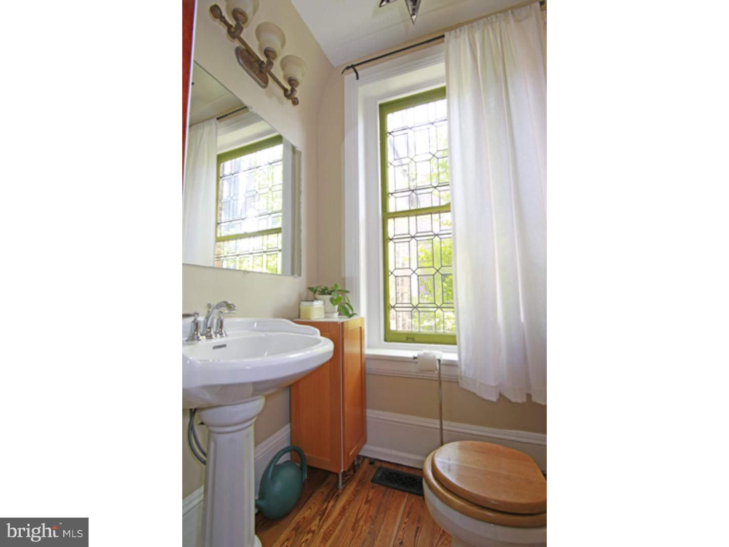 6704 Cresheim Road Philadelphia, PA 19119 - Photo 10 of 25 Half Bath
