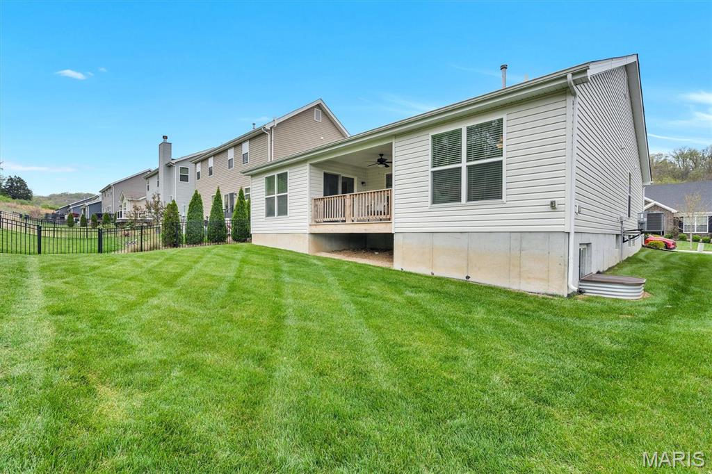 1534 Cascade Lane Eureka, MO 63025 - Photo 30 of 35