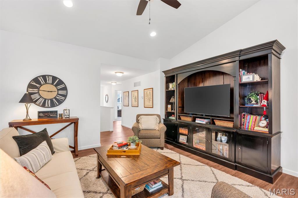 1534 Cascade Lane Eureka, MO 63025 - Photo 6 of 35