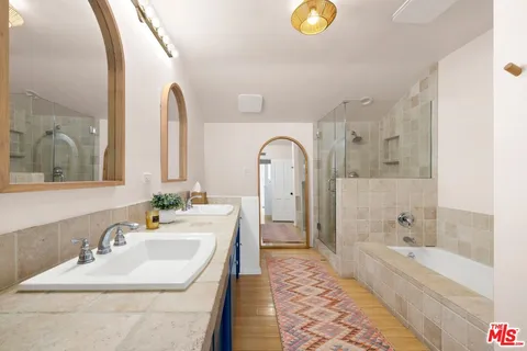 $2,250,000 | 5130 Woodley Avenue, Encino, CA 91436