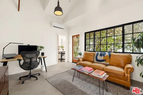 $2,250,000 | 5130 Woodley Avenue, Encino, CA 91436