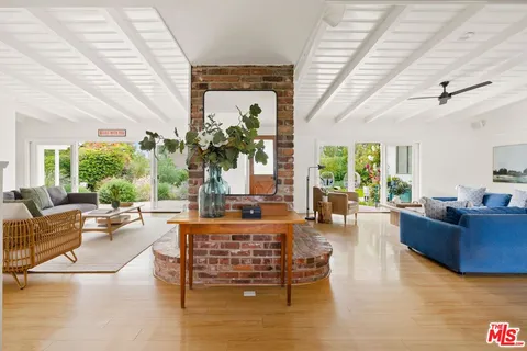 $2,250,000 | 5130 Woodley Avenue, Encino, CA 91436